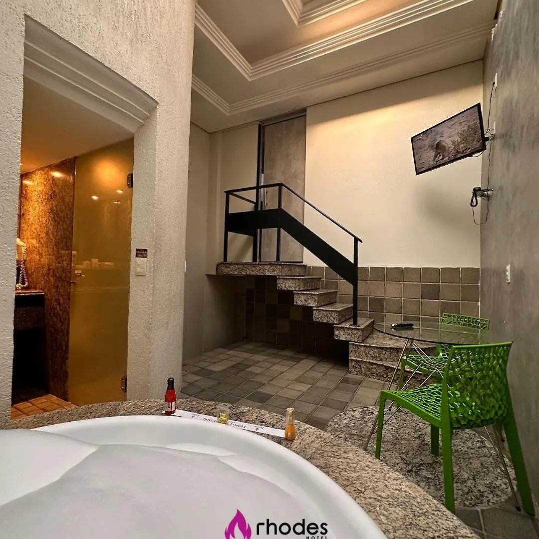 Rhodes Hotel Recife 2*,